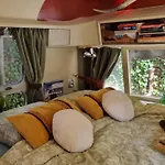 Airstreamnb לינה וארוחת בוקר