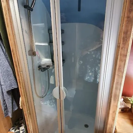 Airstreamnb Frühstückspension Schayk