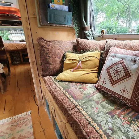 Airstreamnb Bed & Breakfast *