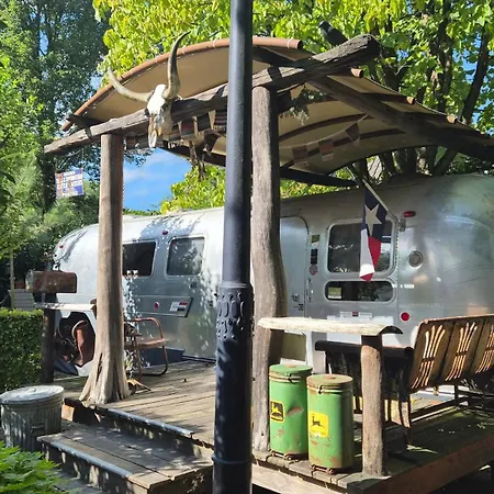 Airstreamnb Frühstückspension 4*