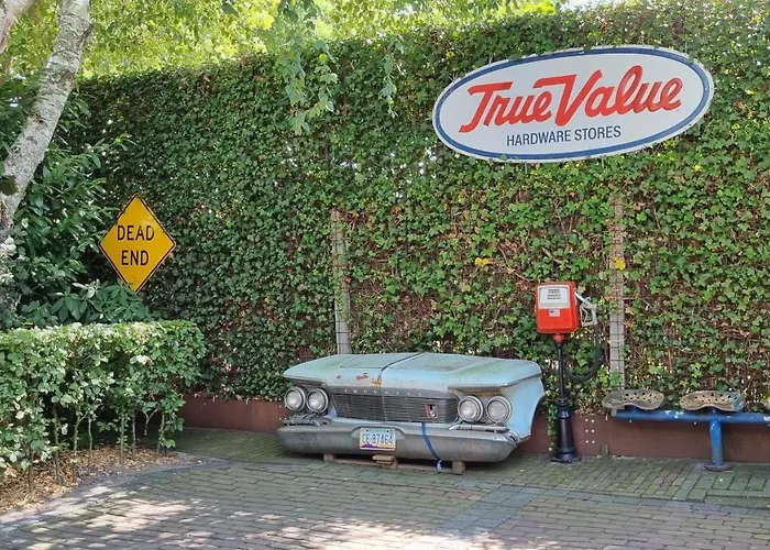 Airstreamnb Bed & Breakfast 4*