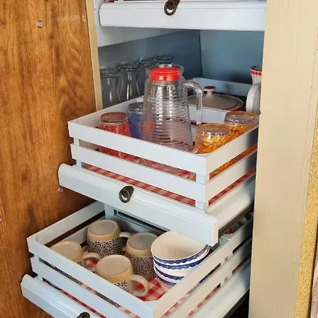 Alojamento de Acomodação e Pequeno-almoço Airstreamnb