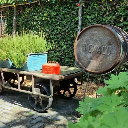 Airstreamnb 4* Schayk