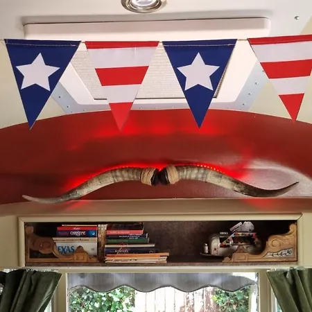 Airstreamnb Alojamento de Acomodação e Pequeno-almoço 4*