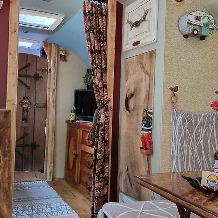 Airstreamnb Alojamento de Acomodação e Pequeno-almoço