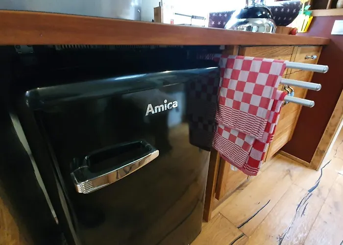 Airstreamnb فندق مبيت وإفطار